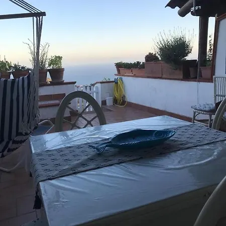 La Casa Bianca Holiday home Migliaccia